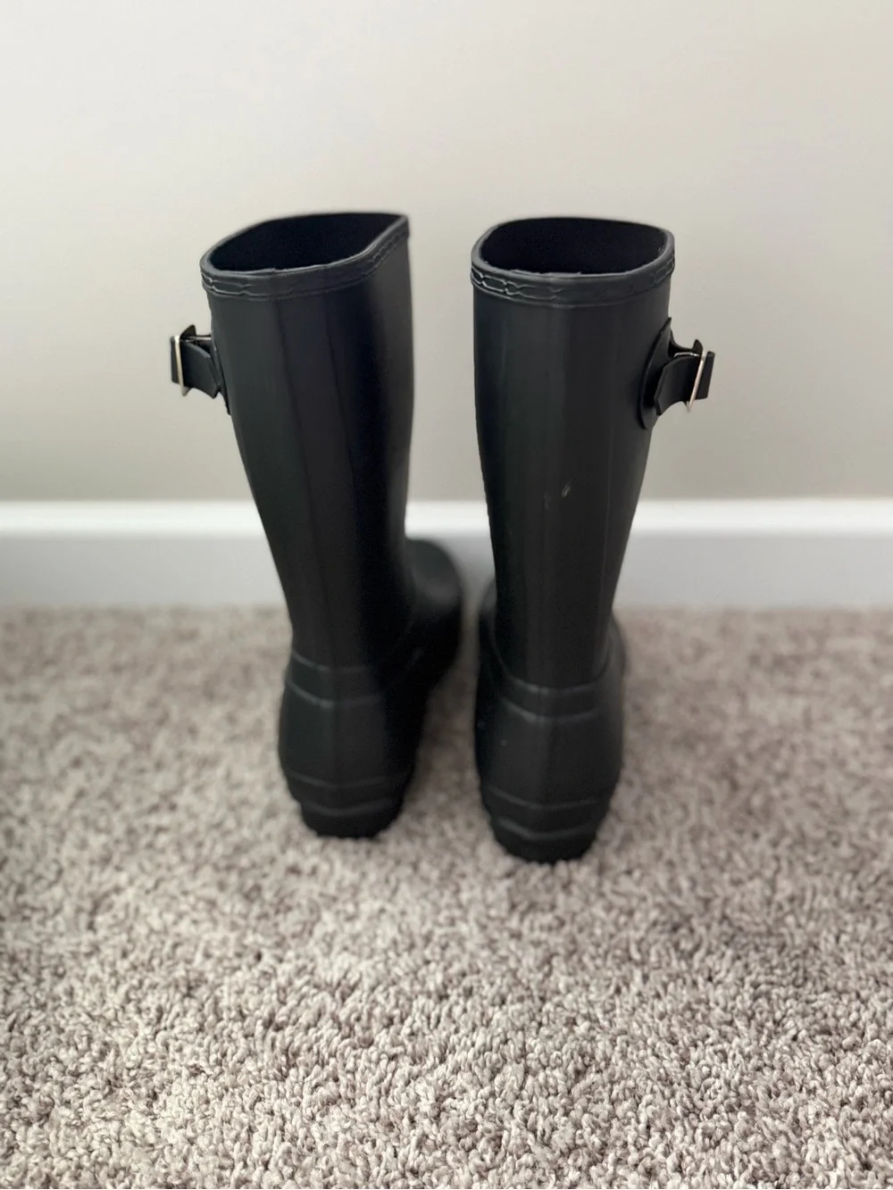 Hunter Black Matte Mid-Calf Rain Boots with Red Logo